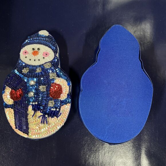 Vintage Satin‎ Beaded CHRISTMAS SNOWMAN Blue GIFT Trinket Candy Jewelry Box -D10 - Picture 3 of 7